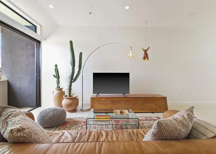 Minnezona Apartment Scottsdale